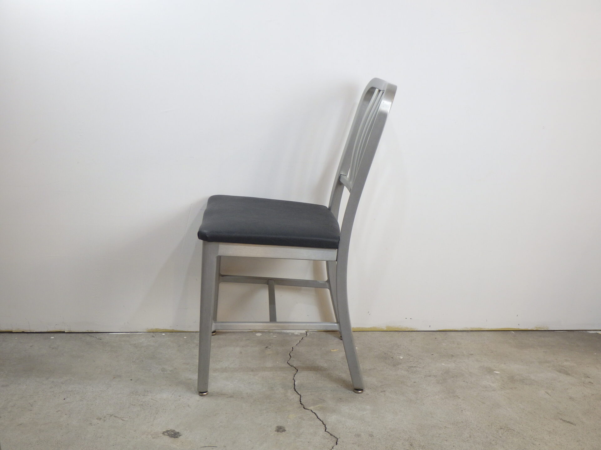 GOOD FORM” Vintage Navy Chair ビンテージ ネイビーチェア アルミ