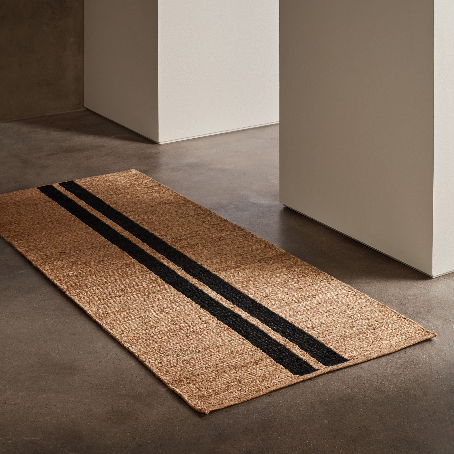 Jute Runner - Natural/Charcoal Stripe | James Perse Los Angeles