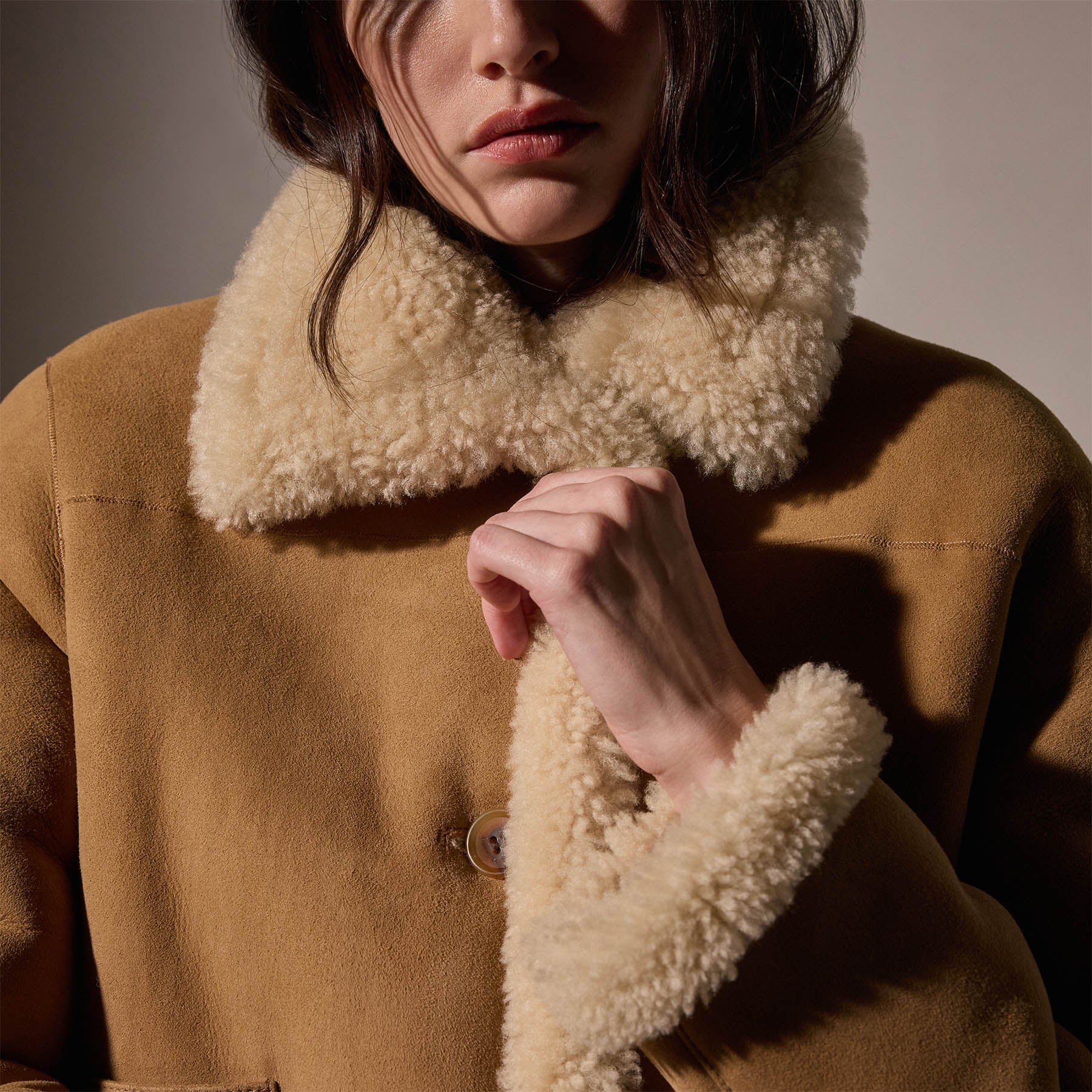 Cropped Shearling Jacket - Caramel | James Perse Los Angeles