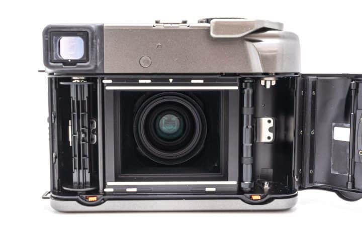 Camera Geekery: Mamiya 7 - Japan Camera Hunter