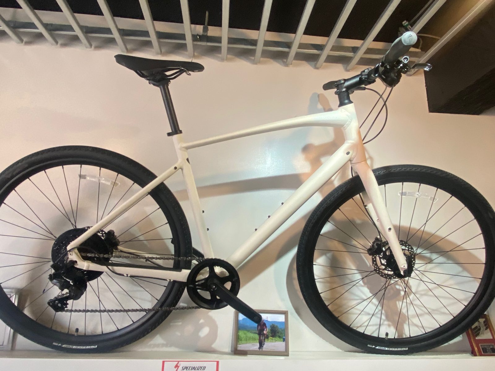 2024SPECIALIZED・SIRRUS X 2.0が訳あり大特価！ | 札幌じてんしゃ本舗