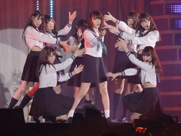 AKB48グループ同時開催コンサートin横浜 写真特集：時事ドットコム