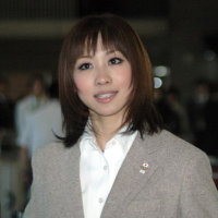 トリノ五輪・スノーボードクロス女子準…：女子スノーボード 藤森由香