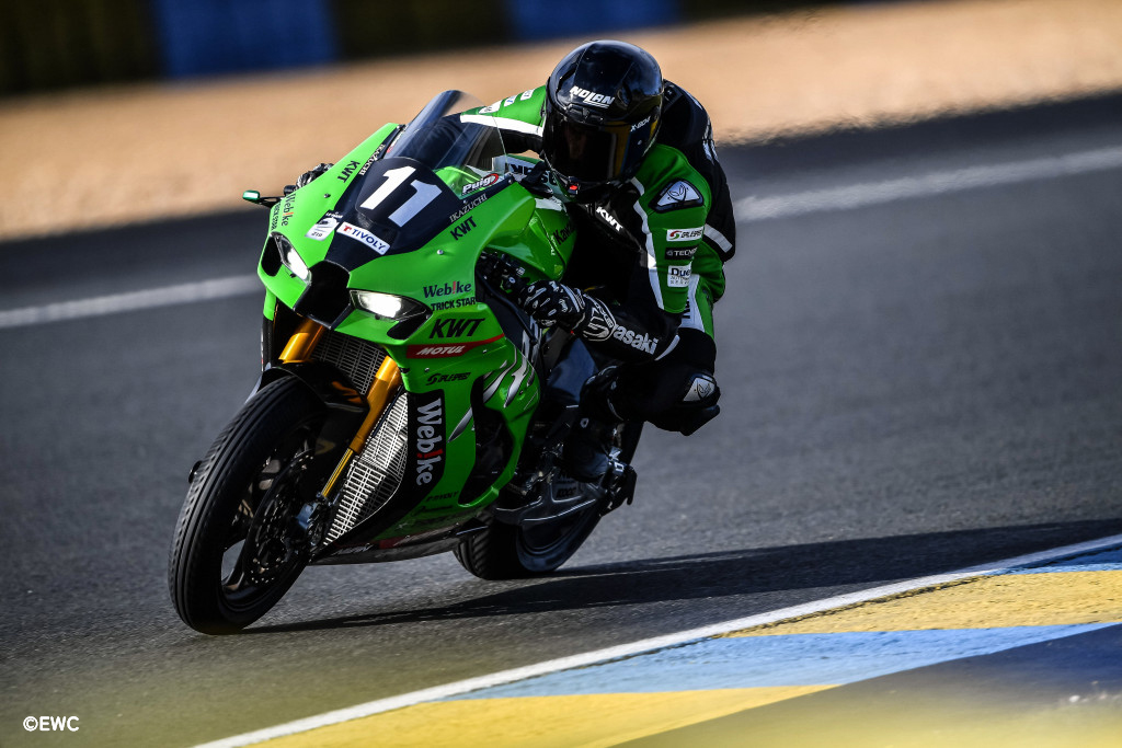 11 Kawasaki Webike Trickstar | チーム・ライダー紹介 2025 | FIM世界