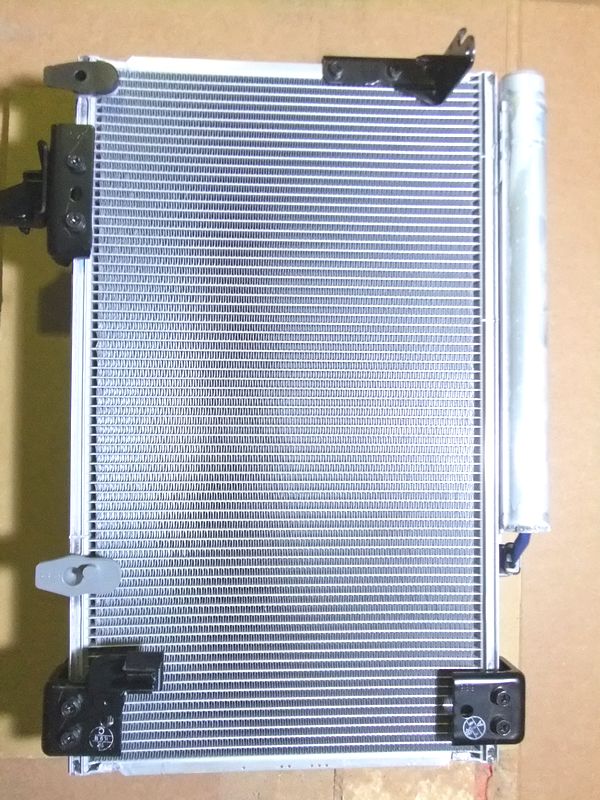 いすゞ GIGA用 コンデンサーASSY/447750-4760/8-98076-087-0