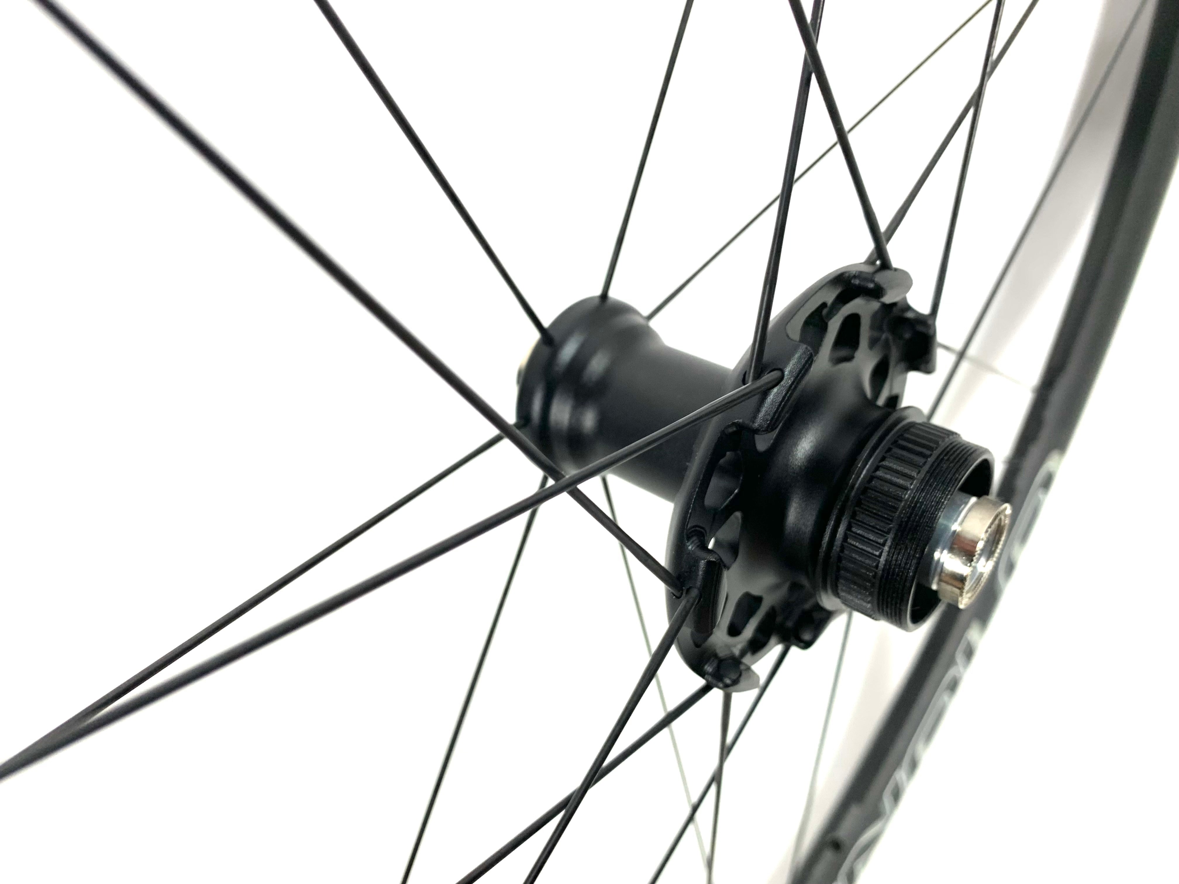 Campagnolo Zonda Disc Aluminum Clincher Campagnolo 10/11 Speed