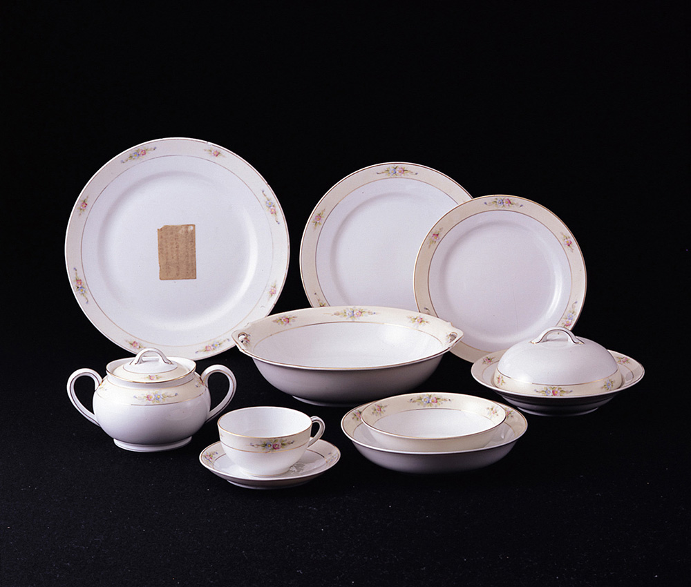 STORY 1 苦節20年―日本初の「ディナーセット」開発 - 大倉和親が