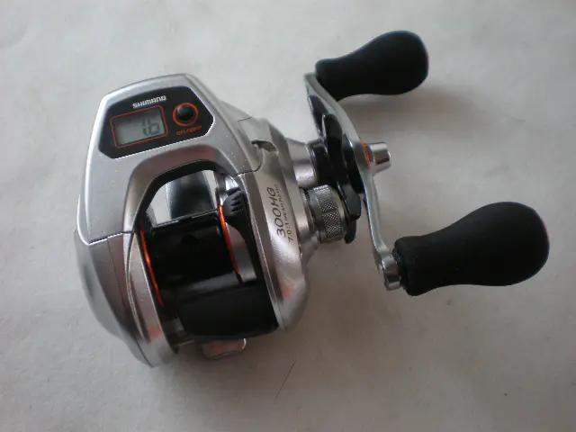 バルケッタCI4+300HG - 18,400円 : 海釣り、船釣り専門店の沖三昧