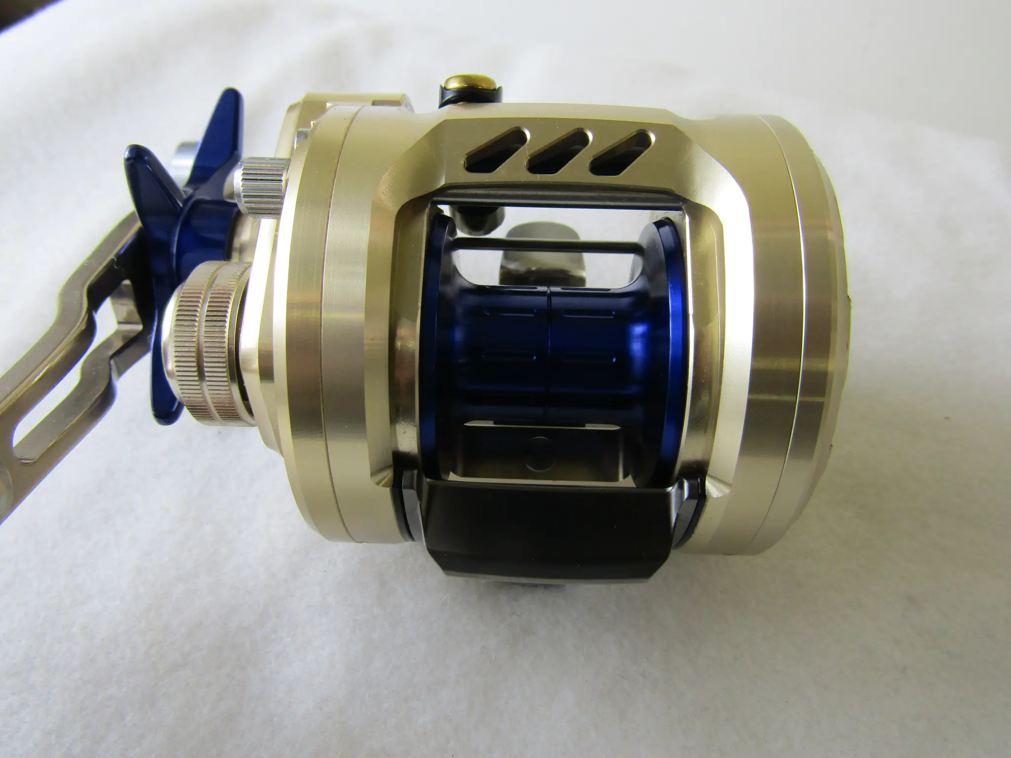 ミリオネアバサラ200H-L - 36,700円 : 海釣り、船釣り専門店の沖三昧