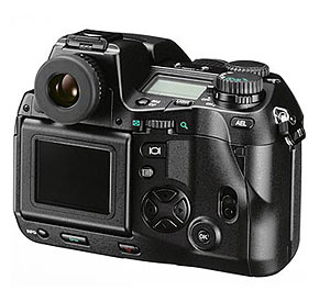 オリンパス ニュースリリース： 総画素数400万画素2/3型原色CCDと高