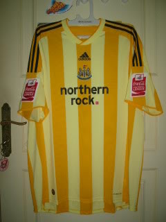 Newcastle Away football shirt 2009 - 2010. Sponsored by Northern Rock