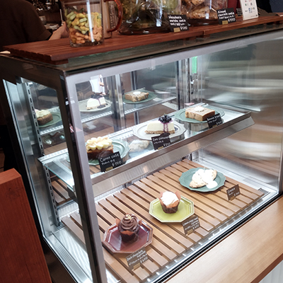 カフェ・喫茶店｜業務用冷蔵ショーケースの製造販売,及川工業