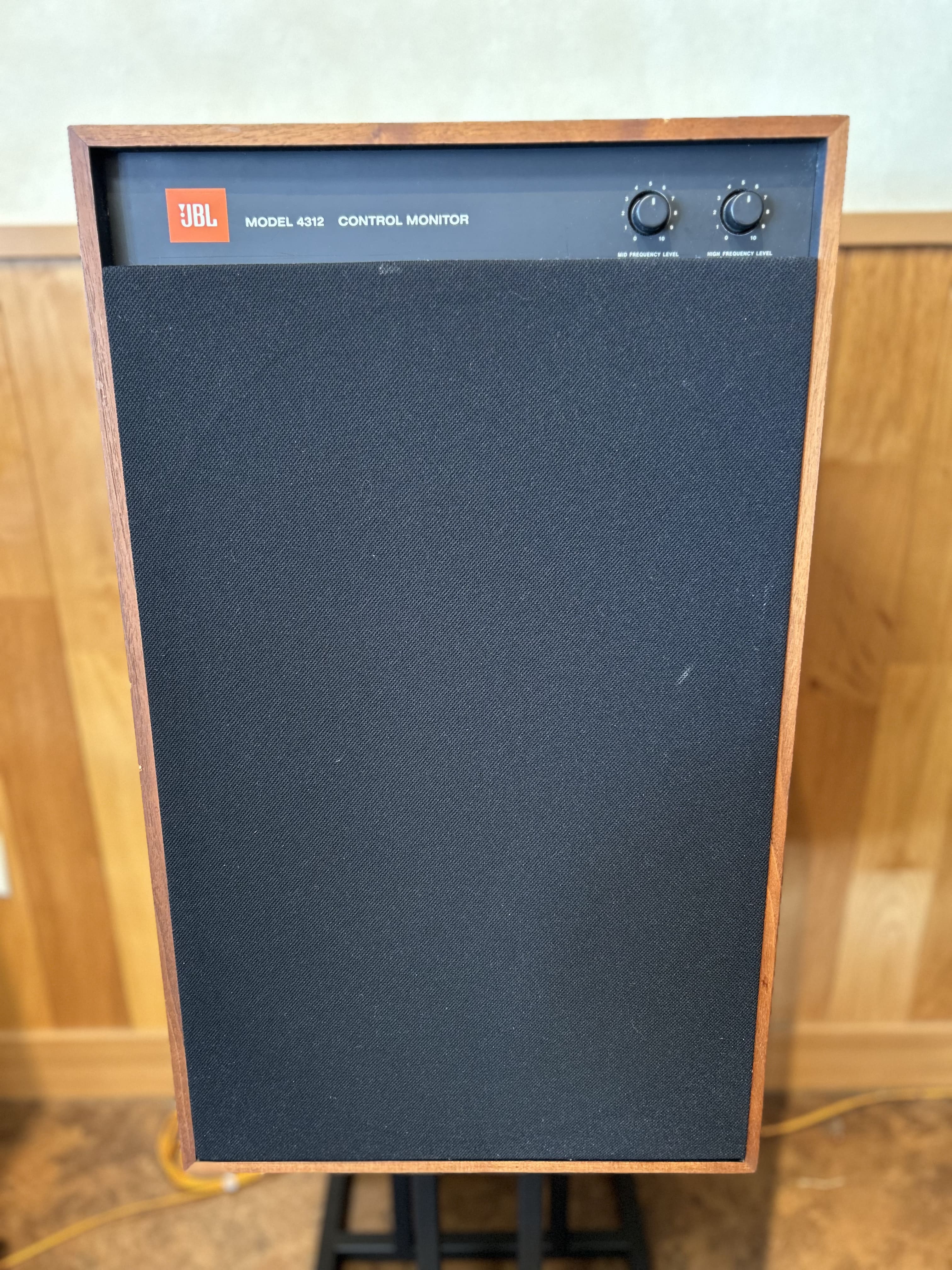 中古品入荷！4312の初代モデル！】JBL/スピーカー/4312 Control