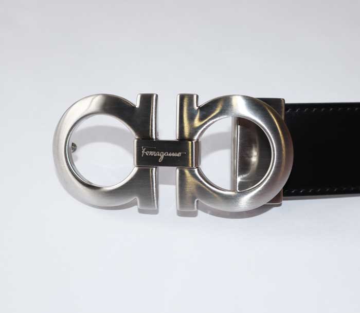 サルヴァトーレ フェラガモ リバーシブル レザーベルト シルバー