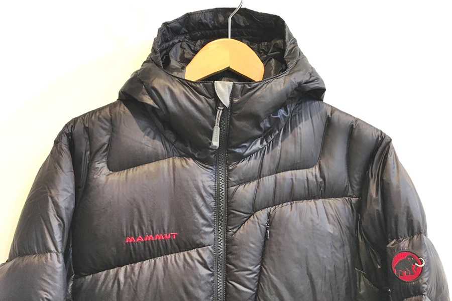 MAMMUT マムート アトラスフーデッドダウンジャケット フロント