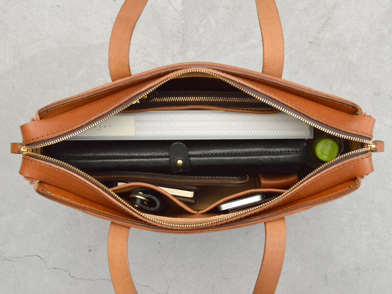 A4ファイルも入る肩掛けファスナートート | Organ＜オルガン＞