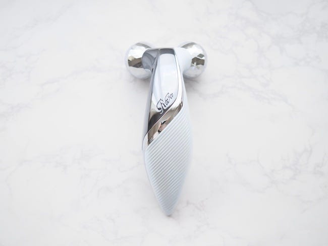 リファカラットリフトを実際に試してレビュー！口コミや効果的な使い方