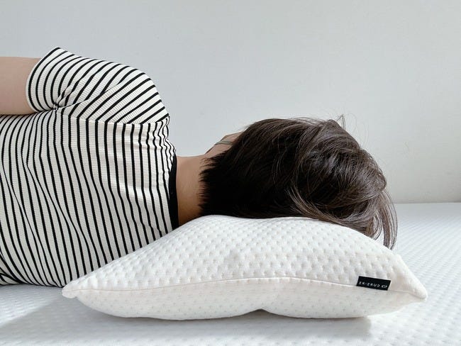 キュアレ「THE MAKURA」の口コミ・評判は？実際に使ってみた感想も正直