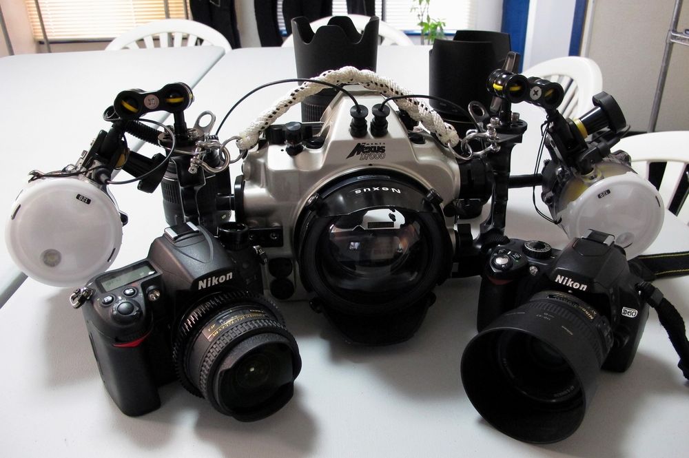 水中撮影機材の紹介 | ワールドダイビング