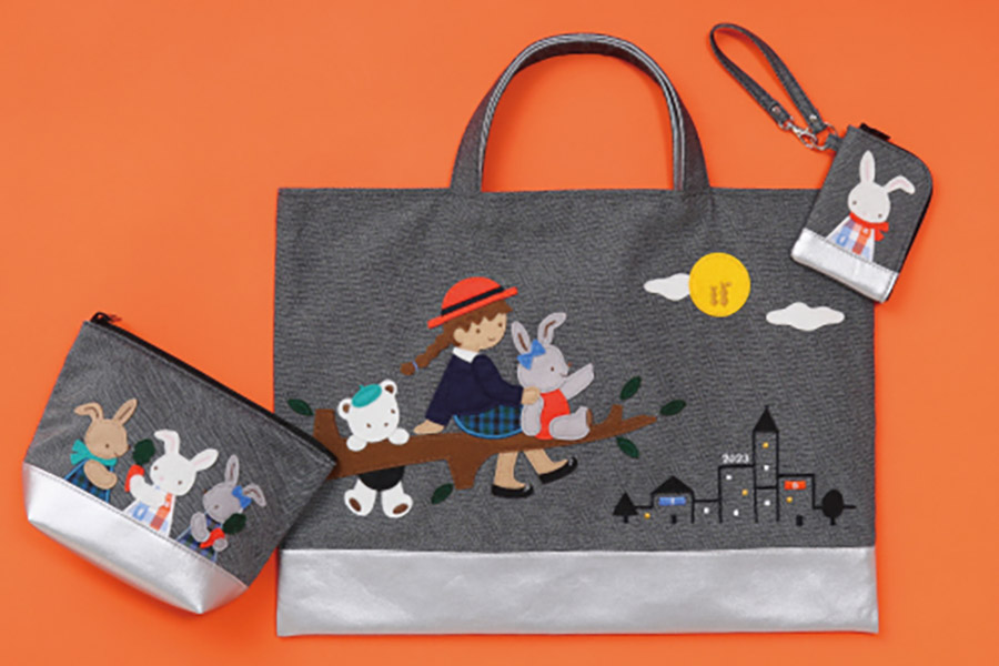 ファミリア×ビームスの「干支バッグ」、3年目のコラボにも期待 | Lmaga.jp