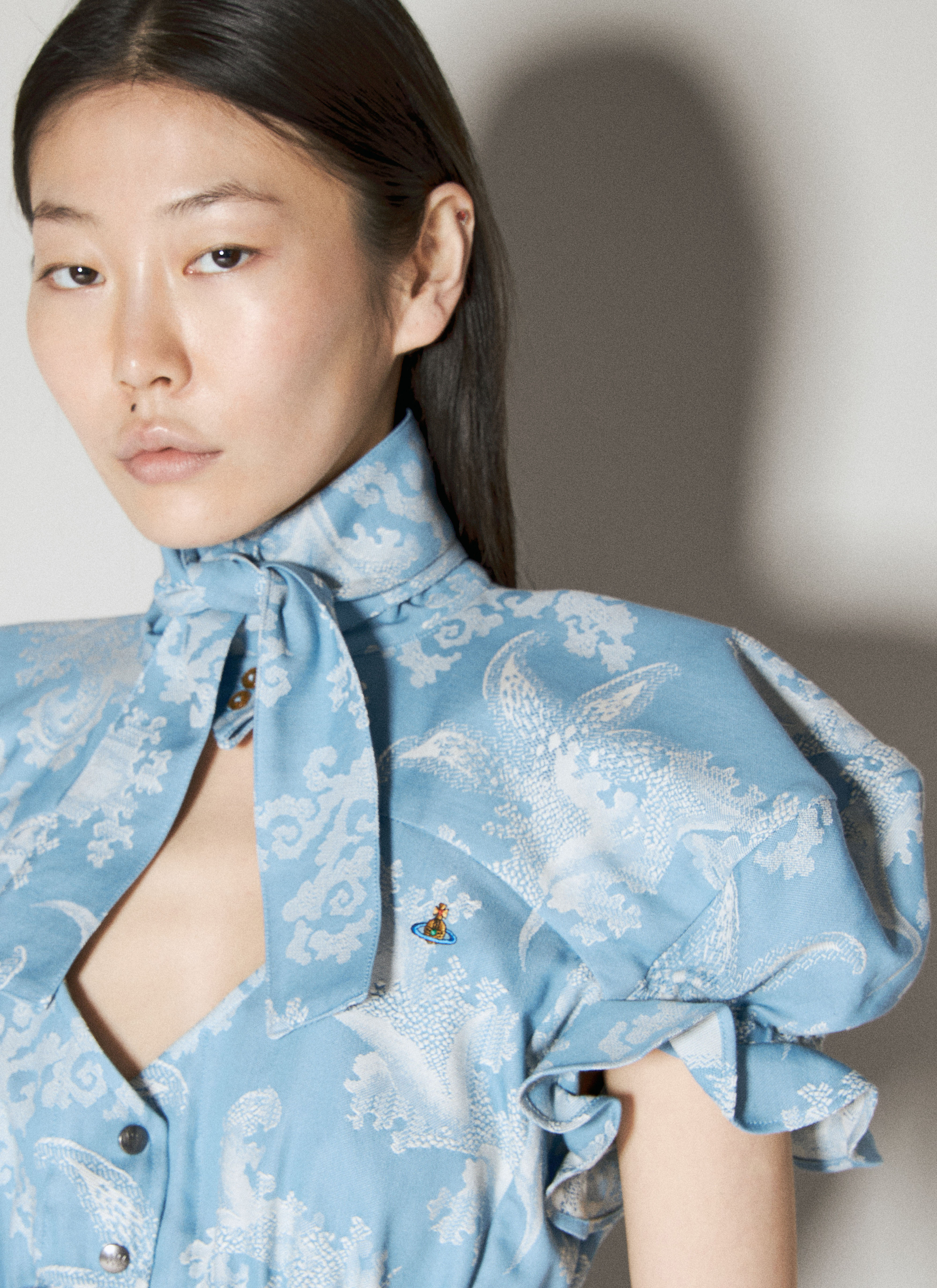 Vivienne Westwood レディース クロップドフットボールハートシャツ の