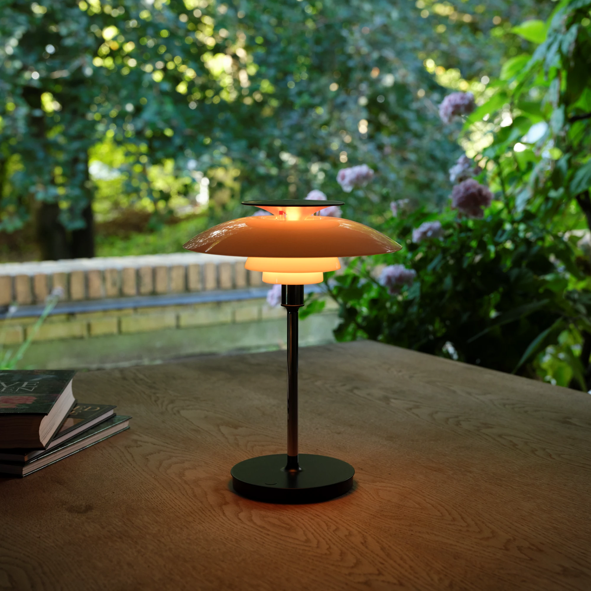 PH 80 Portable Lamp | Poul Henningsen | Louis Poulsen