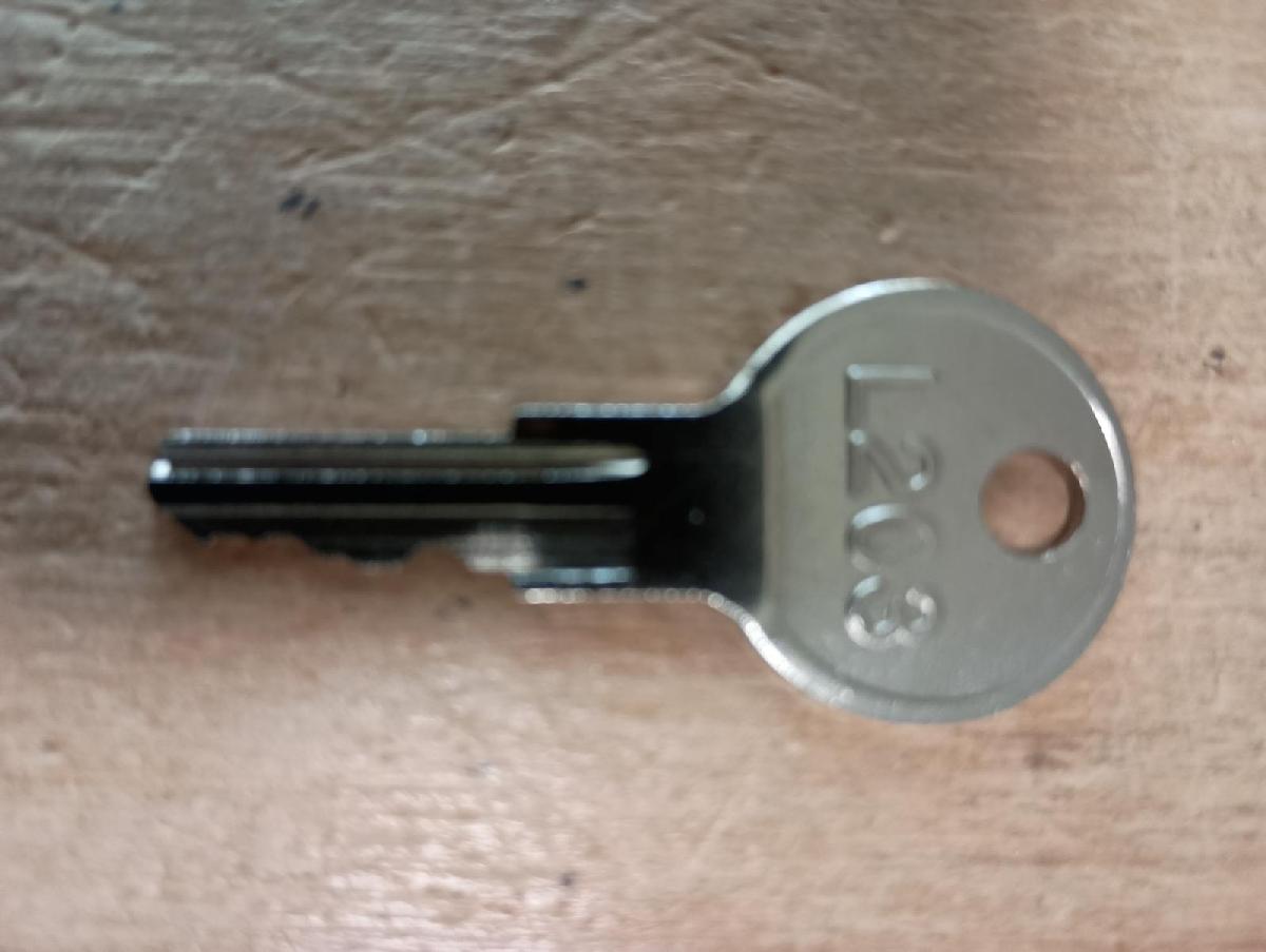 New Holland Skid Steer keys #642628