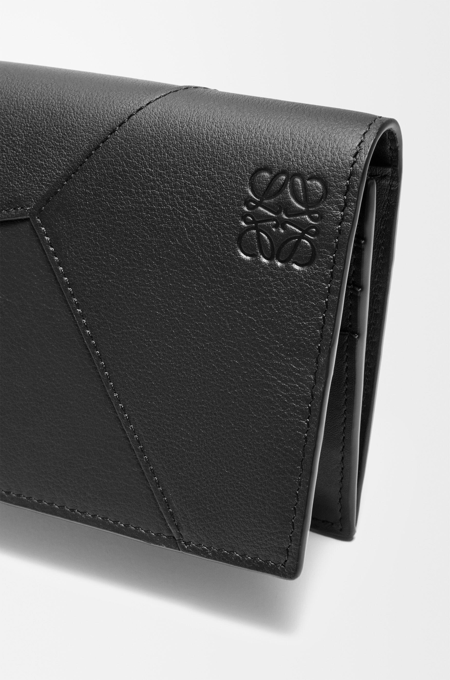 パズル ロング ホリゾンタル ウォレット（クラシックカーフ） ブラック