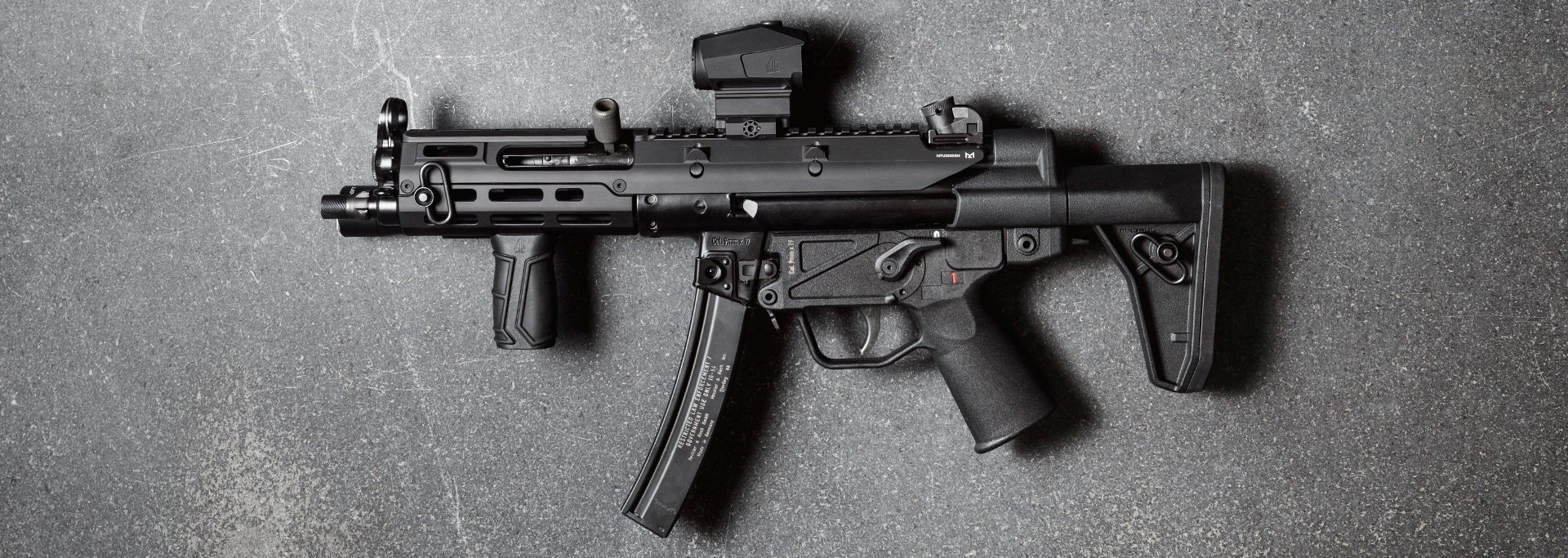 UTG PRO® Monolithic M-LOK® Handguard, for MP5® | MTU055SSM Leapers