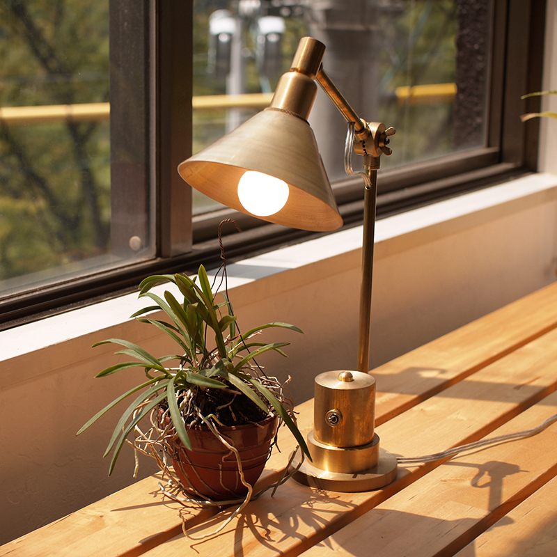 SSL202A シバタ照明 インダストリアルライト真鍮生地デスクスタンド