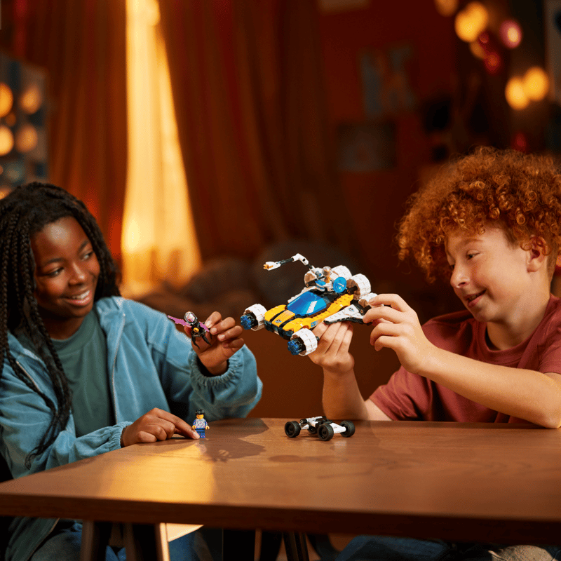 Mr. Oz's Space Car 71475 | LEGO® DREAMZzz™ | Buy online at the