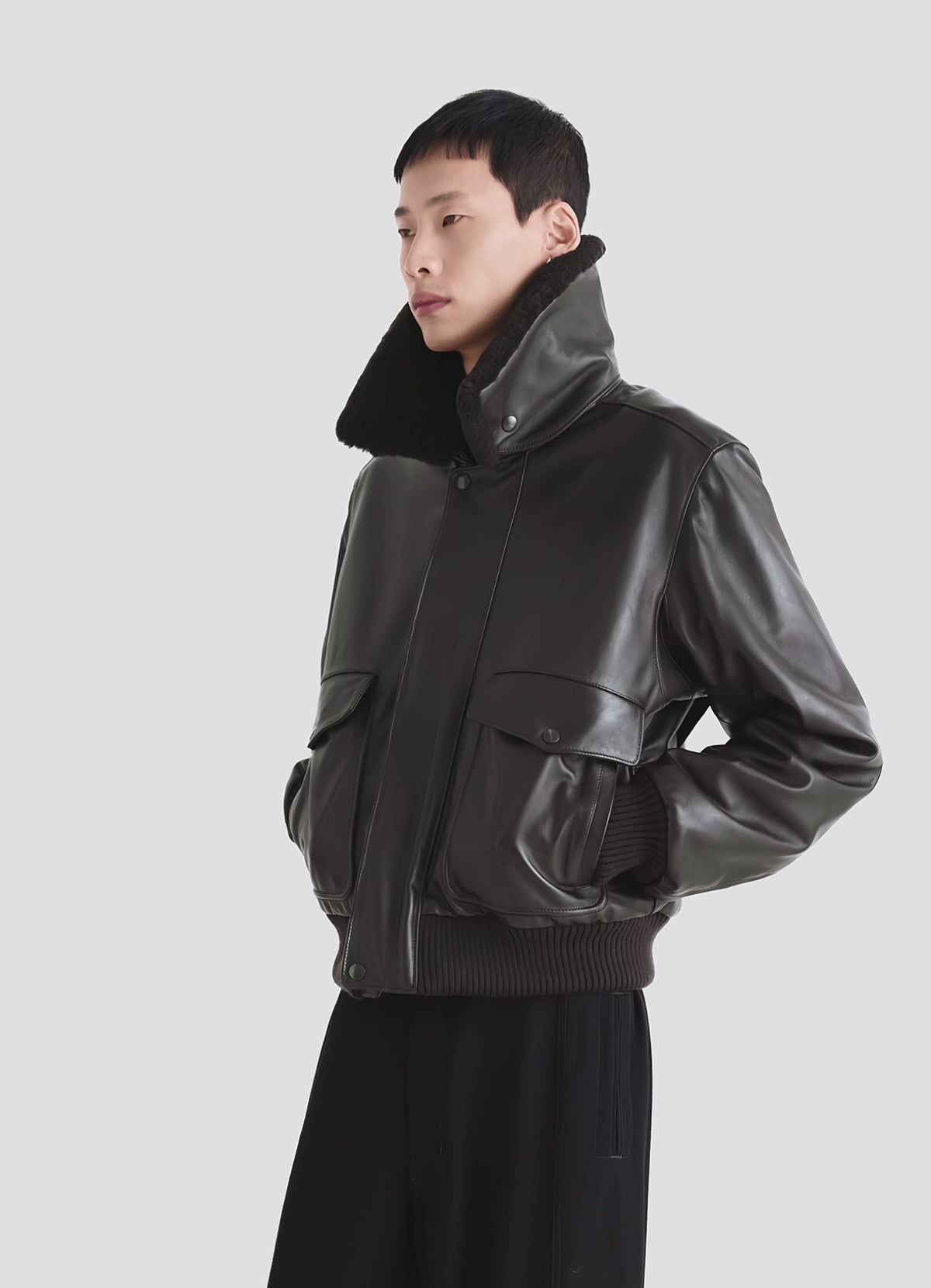 レザーブルゾン - Charred Oak - Tumbled Cow Leather - メンズ | LEMAIRE