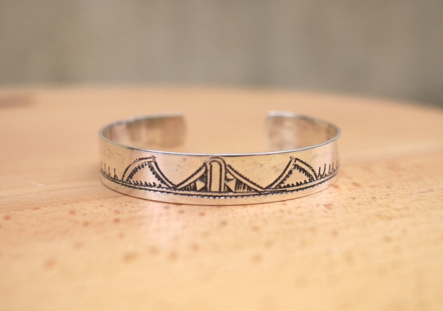 Touareg Silver トゥアレグシルバー bangle 07 商品詳細｜LEQUEL