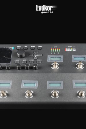 Fractal Audio FM3 Amp Modeler Multi-FX Processor Floor Unit