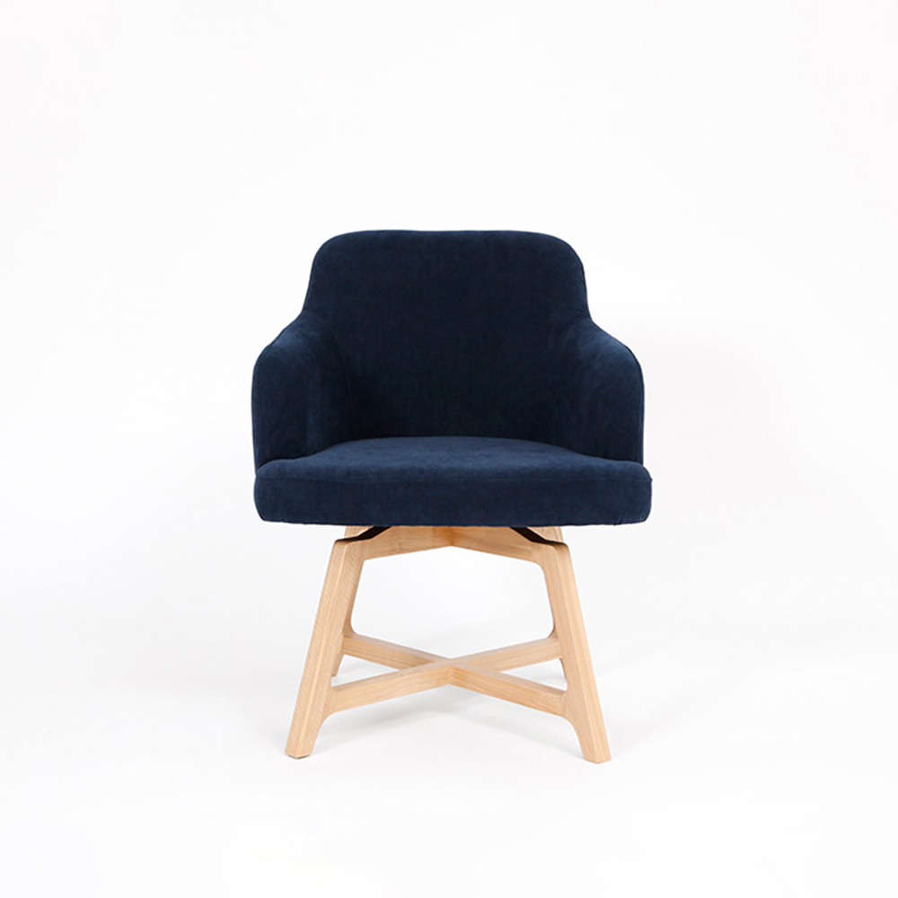 廃番】FAVO 2（ファボ 2）アームチェア - ダイニングチェアの通販