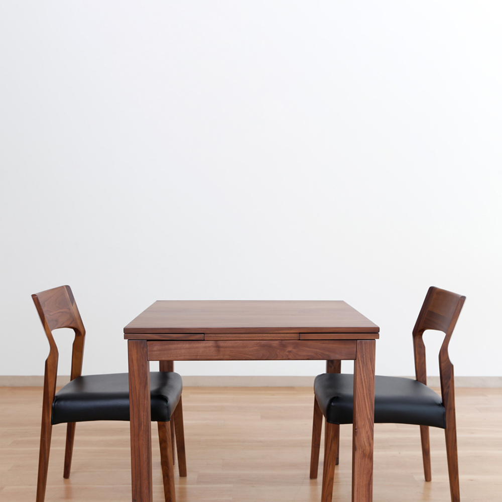 COMODO2（コモドツー） 伸長式ダイニングテーブル（ウォールナットWN