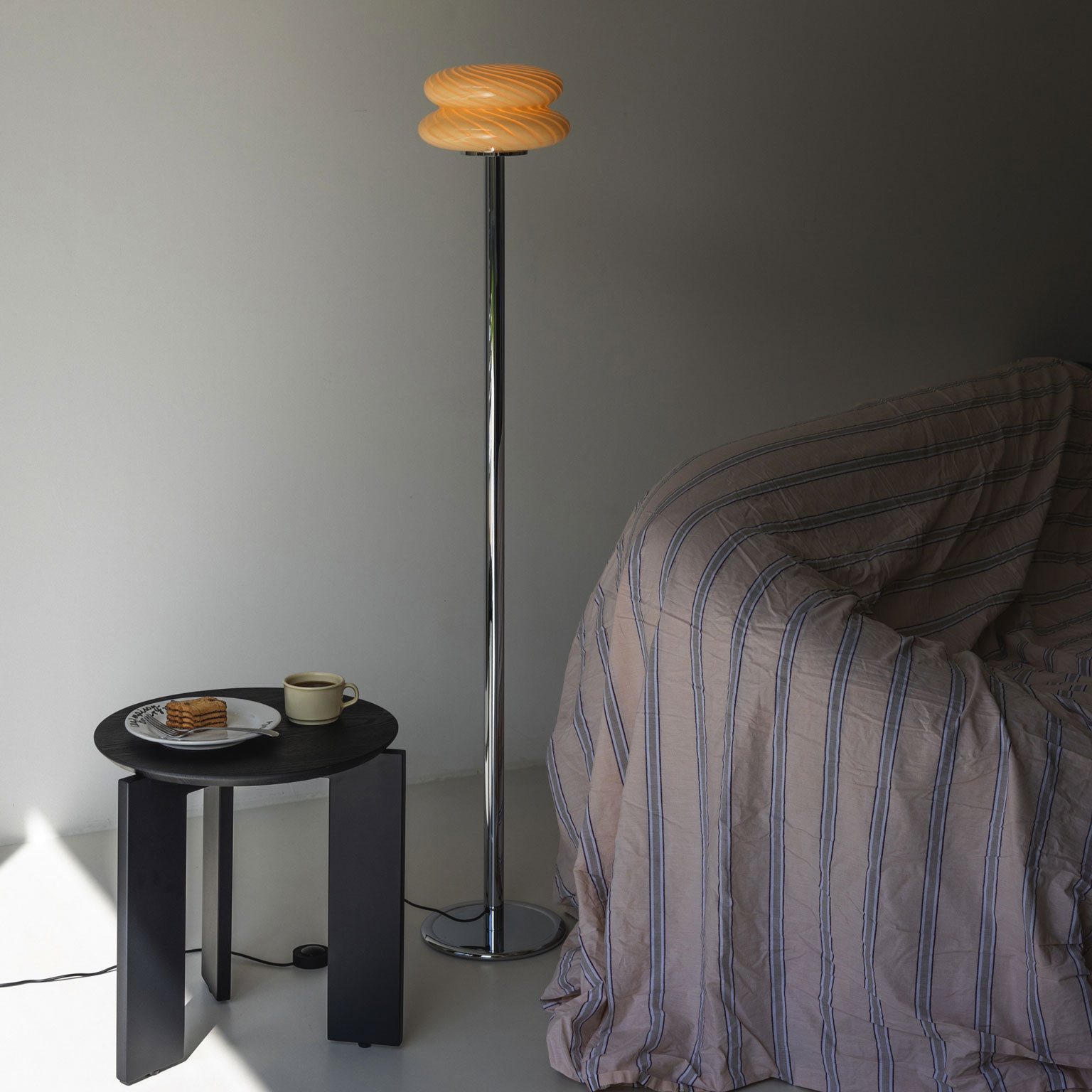 ILKW.（アイエルケーダブリュー）SNOWMAN22 フロアランプ Spin Butter