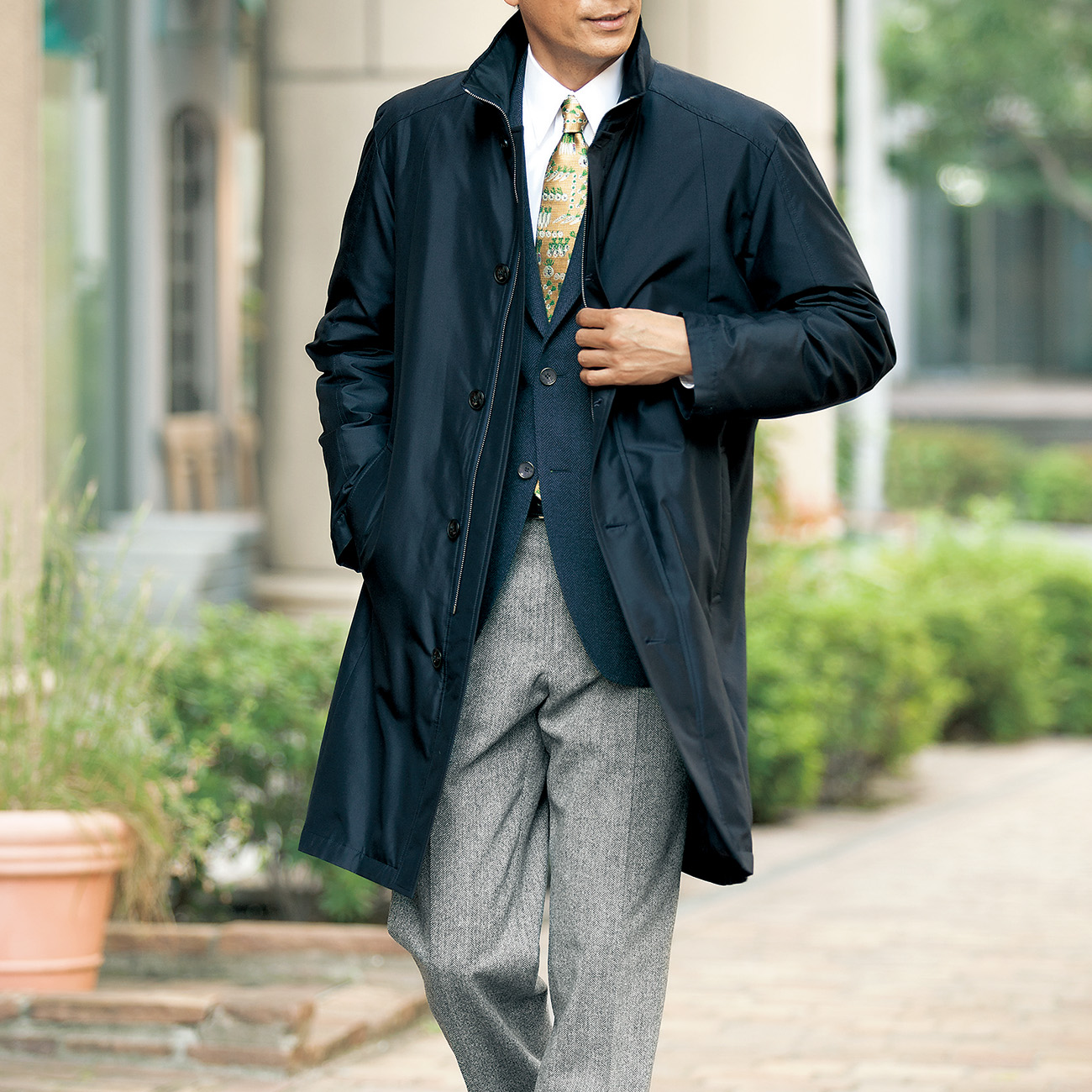 セイ 1927 米沢シルク・軽量撥水ダウンコート | ライトアップ