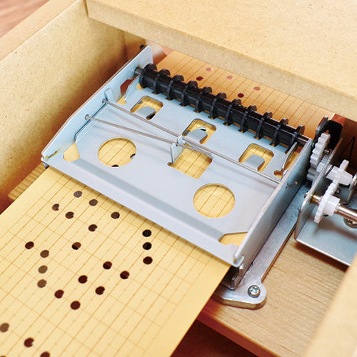 おもちゃ箱イカロス 手回しオルゴール（オルガニート） | ライトアップ