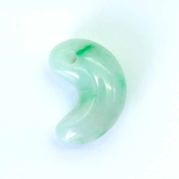 糸魚川ブルー翡翠勾玉 姫川上流大所川産 三種の神器 八尺瓊勾玉