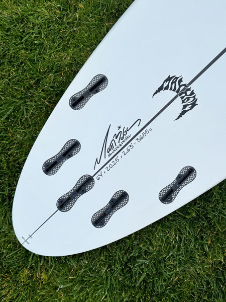 SMOOTH OPERATOR – Luvsurf