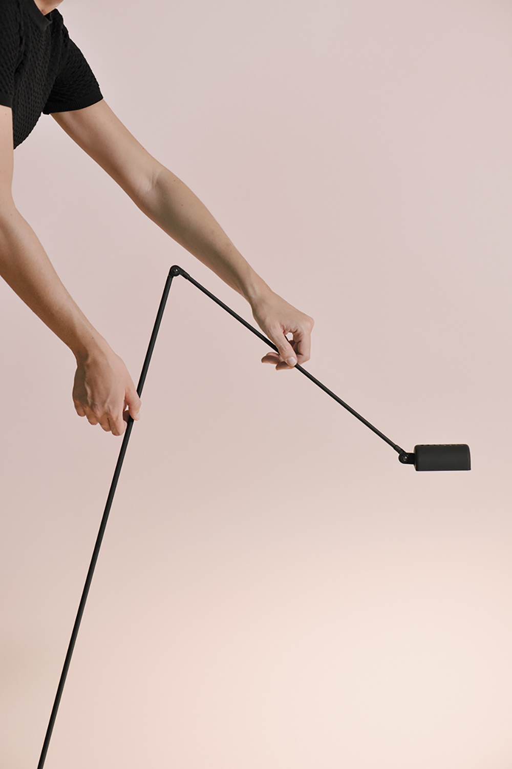 LUMINA Daphine LED floor（ルミナ ダフィーネ）｜イタリア・スペイン