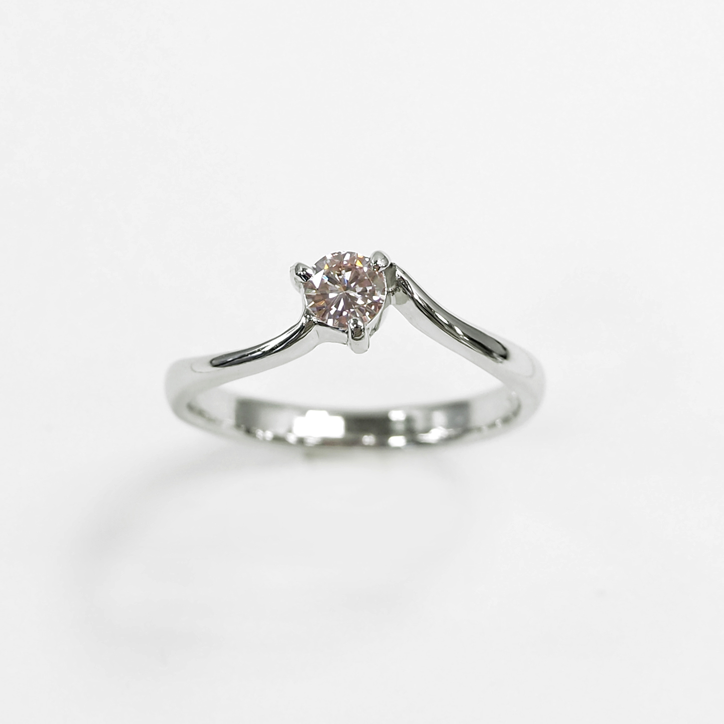 Ptピンクダイアモンドリング 0.187ct Light Orangy Pink SI1 婚約指輪
