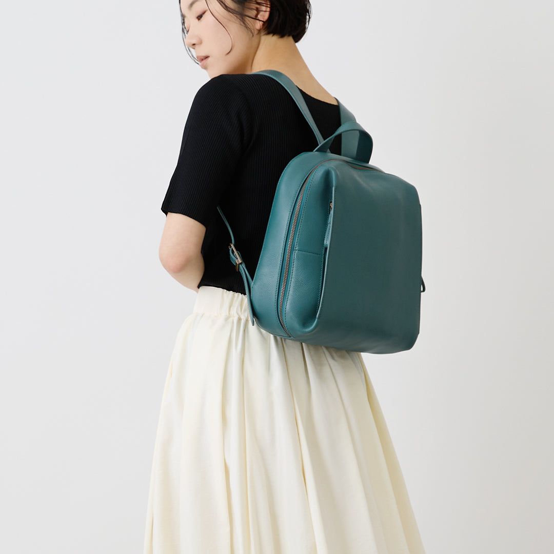 Kazematou Backpack M – マザーハウス 公式サイト