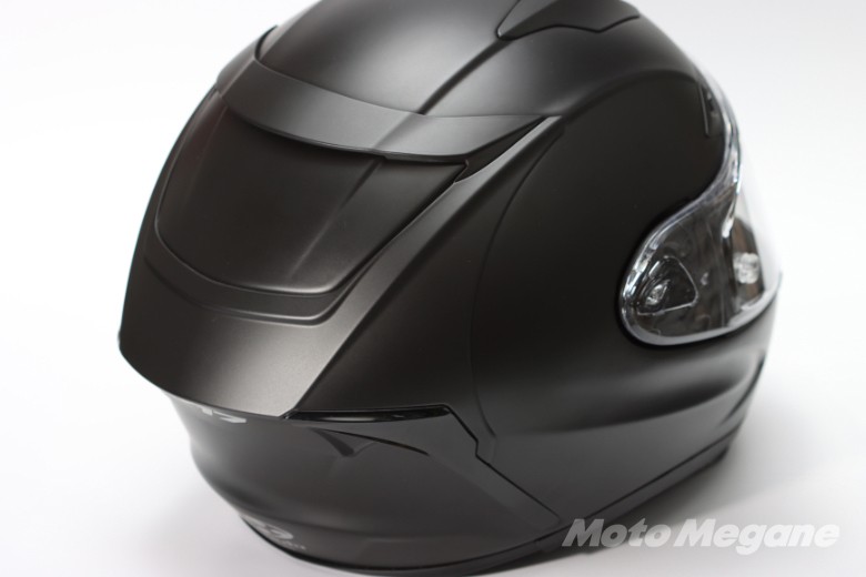 日常で体感できる至上の空力性能!最先端のフルフェイスヘルメット「F