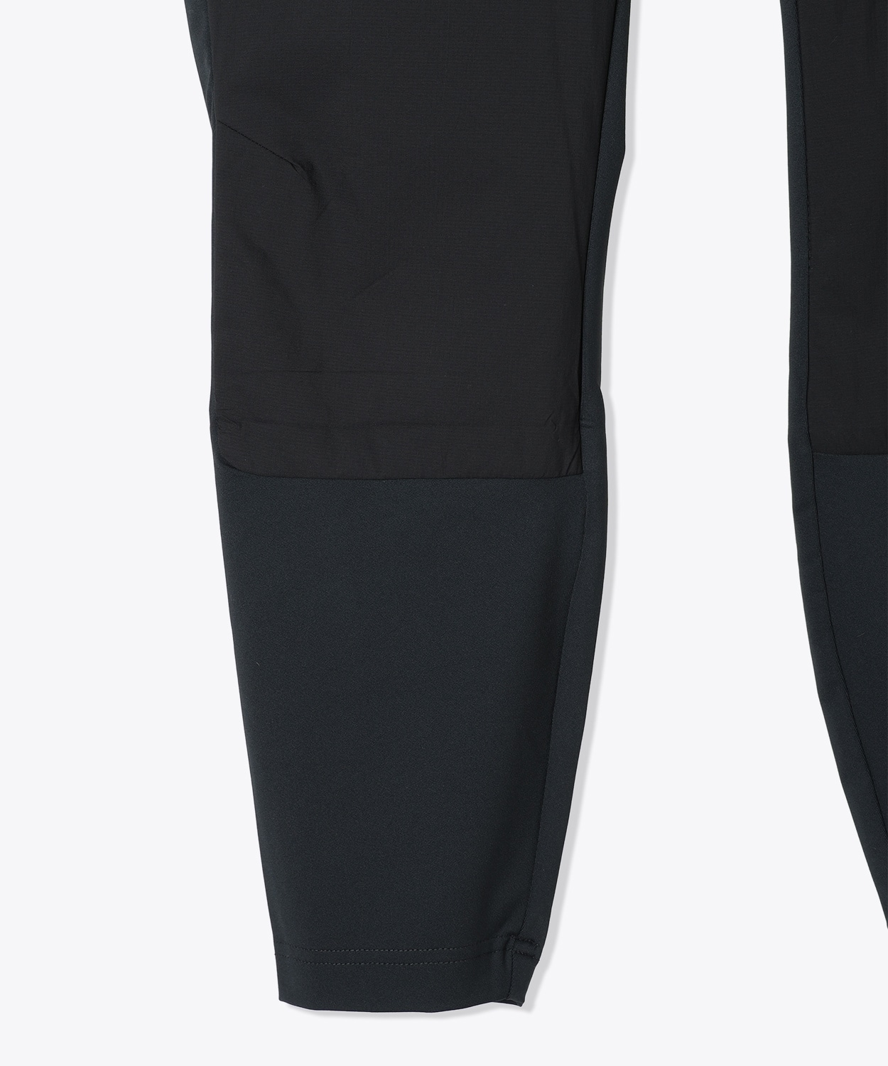 コアアロイタイツ(XS Black)│マウンテンハードウェア(Mountain