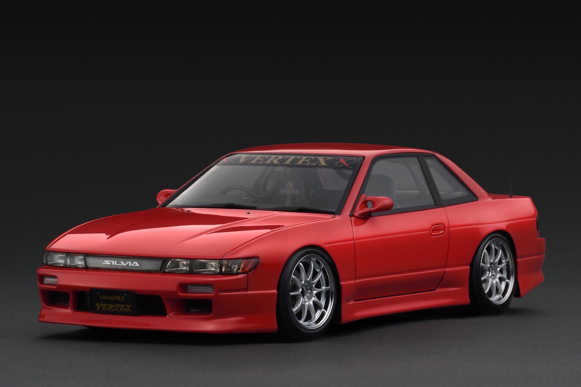 Ignition Model 1:18 Nissan Silvia (S13) VERTEX Edition in Red