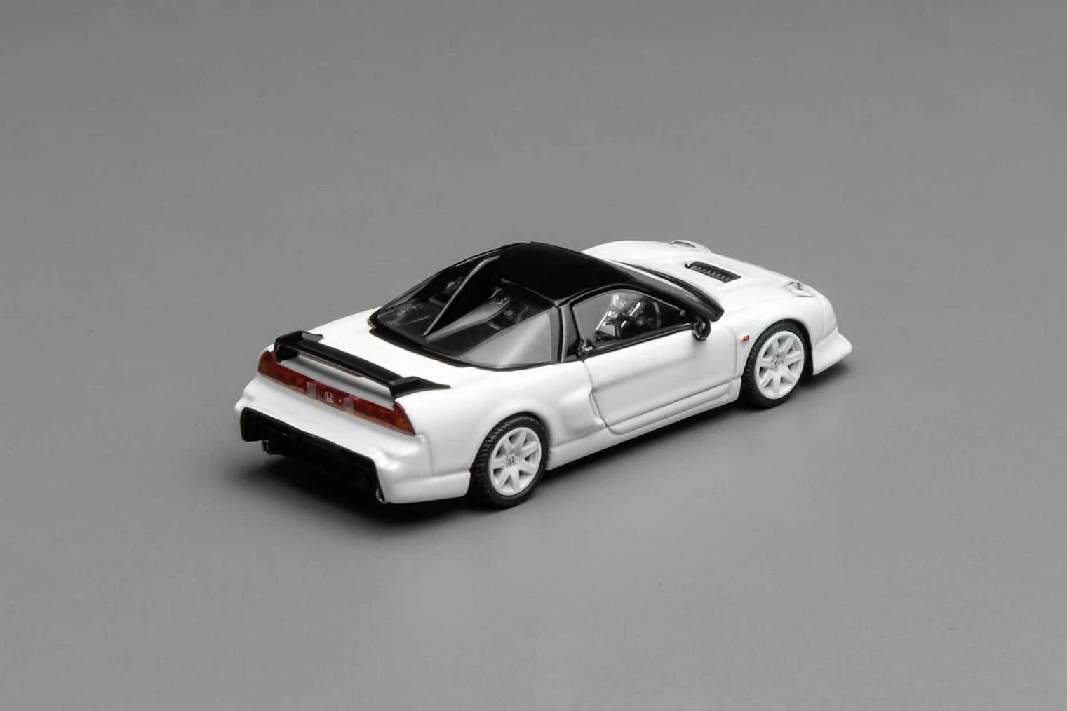 MotorHelix 1:64 Honda NSX-R GT in White – Model Cars Houston