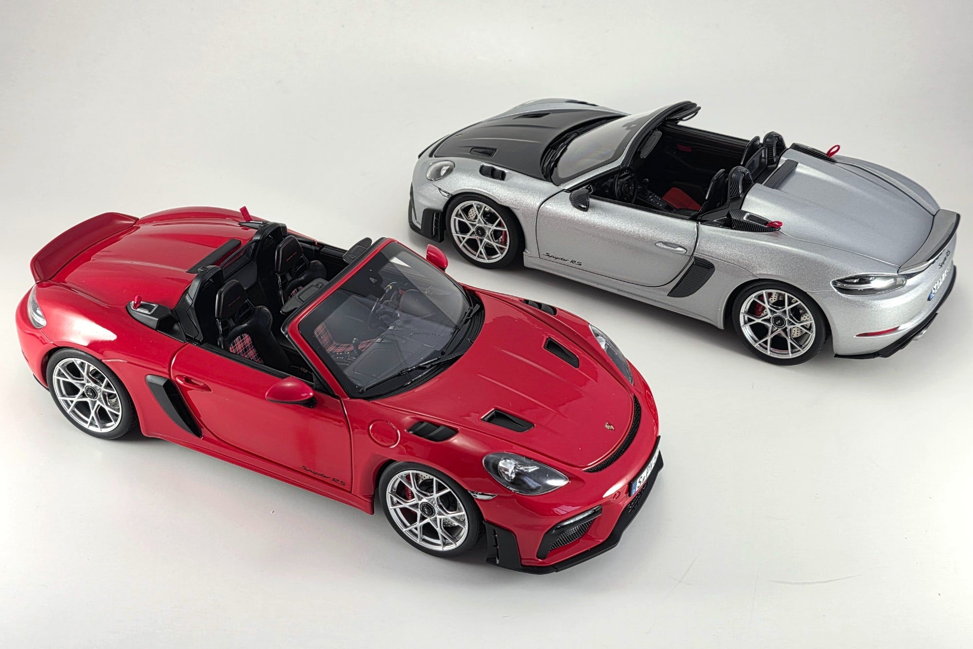 Porsche 718 Spyder RS (2023) | 1:18 Scale Diecast Model Car