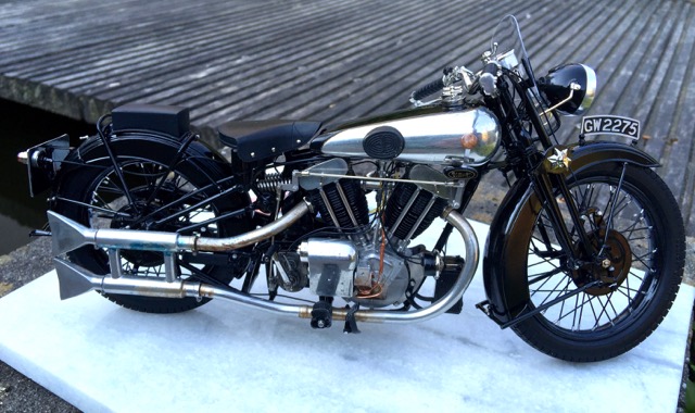 Customer's Gallery] 1/9scale Brough Superior SS100 built by Harm